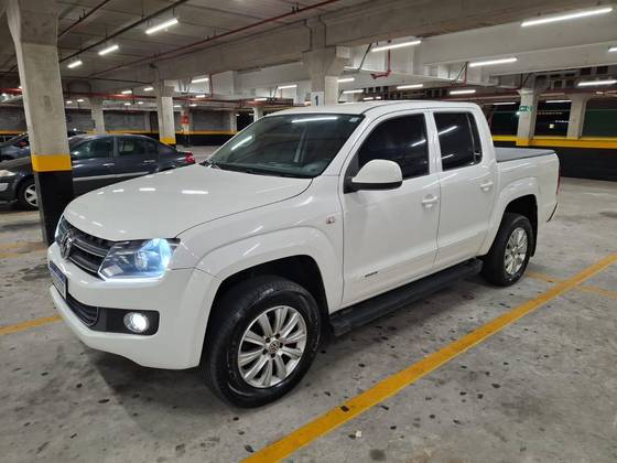 VOLKSWAGEN AMAROK 2.0 4X4 CD 16V TURBO INTERCOOLER DIESEL 4P MANUAL VOLKSWAGEN AMAROK 2.0 4X4 CD 16V TURBO INTERCOOLER DIESEL 4P MANUAL